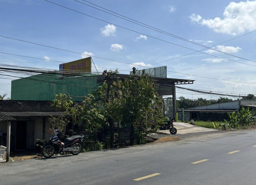 Hình ảnh xưởng Cơ Sở Nhôm Kính Cao Cấp Vinh Danh