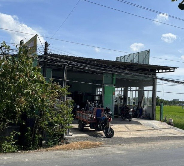 Hình ảnh xưởng Cơ Sở Nhôm Kính Cao Cấp Vinh Danh